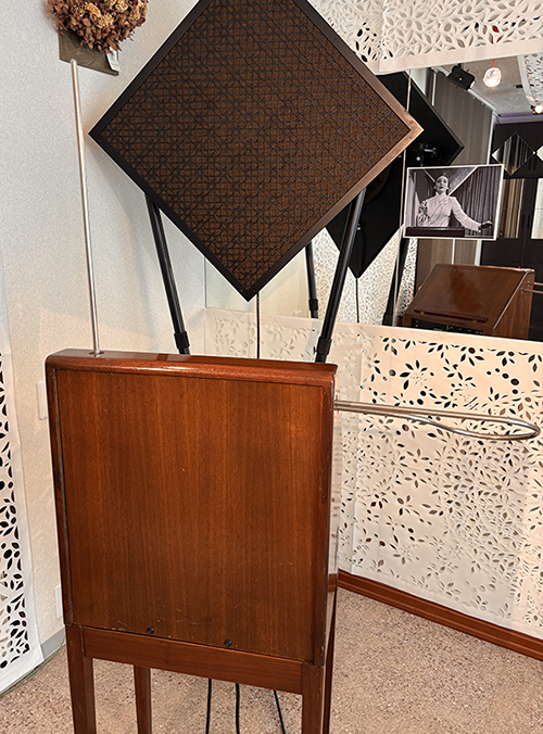 �e���~��